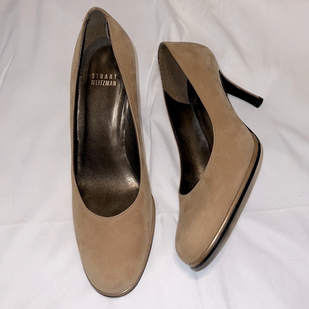 STUART WEITZMAN CAMEL SUEDE PUMPS, sz 7.5 BUSINESS, DRESS, LUXURY